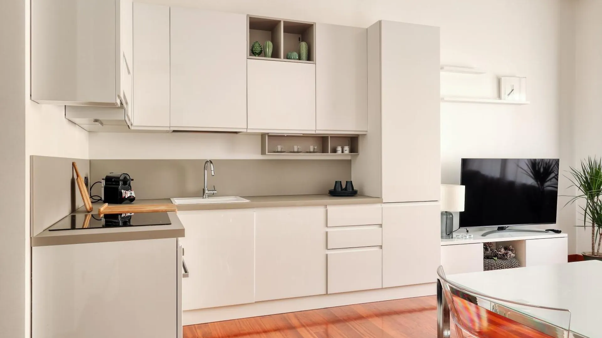Cozy Flat In Central Station - 4 Pax Milán