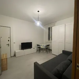 Apartamento Lovely Near, Milán